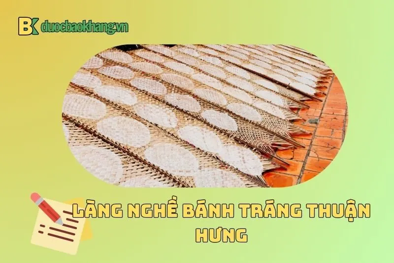 Du khách có thể trải nghiệm gì khi đến làng nghề bánh tráng Thuận Hưng?